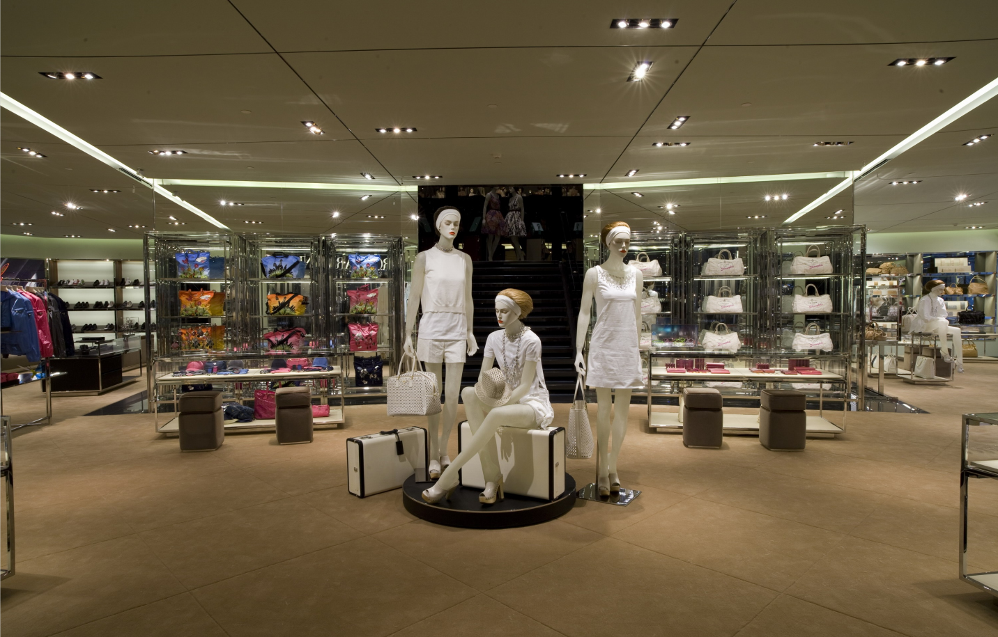 Prada上海金融中心店(圖8)